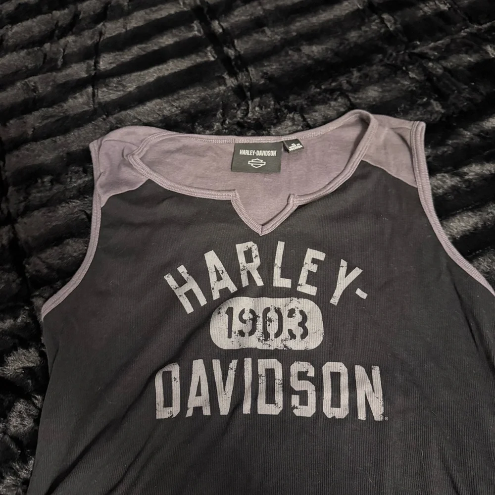 Women’s Harley-Davidson Black and Gray Tank Top Size XL NWOT - Picture 2 of 4